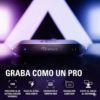 Vista de primer plano de la capturadora Elgato HD60 X iluminada con luces de neón moradas y azules, acompañada del texto "GRABA COMO UN PRO" e iconos de características como VRR y 4K60 HDR10.